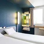Ibis Budget Porte De Vincennes Otel Paris