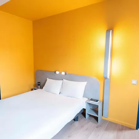 Отель Ibis Budget Porte De Vincennes