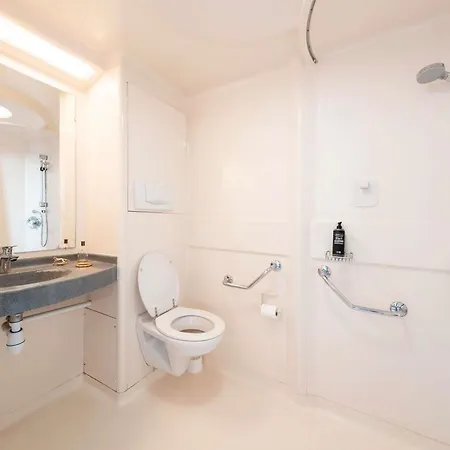 Hotel Ibis Budget Porte De Vincennes 2*