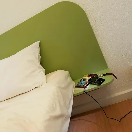 Отель Ibis Budget Porte De Vincennes 2*