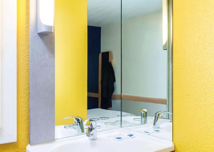 Ibis Budget Porte De Vincennes Otel 2*