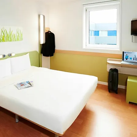 Ibis Budget Porte De Vincennes 2* París